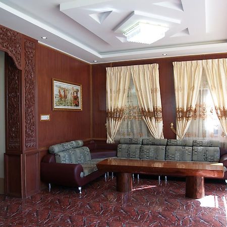 Nice Dream Hotel Мандалай Экстерьер фото