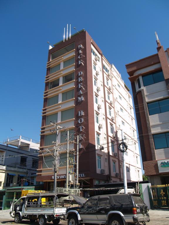 Nice Dream Hotel Мандалай Экстерьер фото